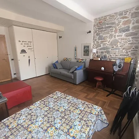 Vittoria's House * Lerici
