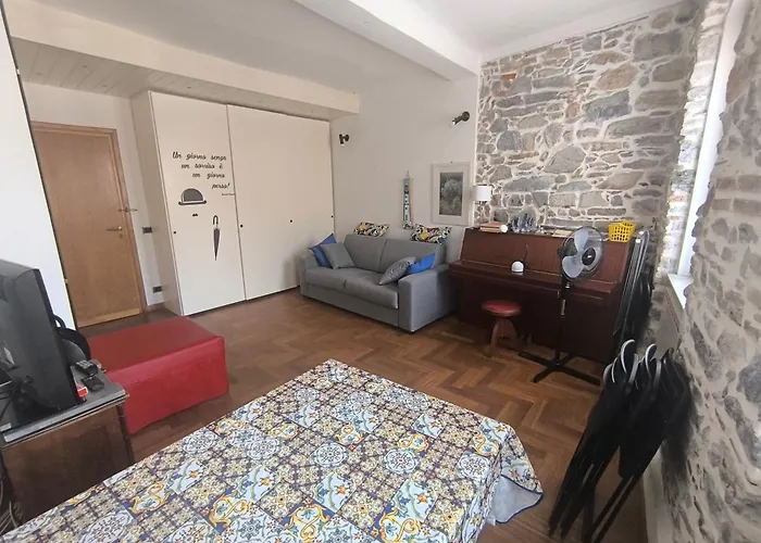 Vittoria's House * Lerici